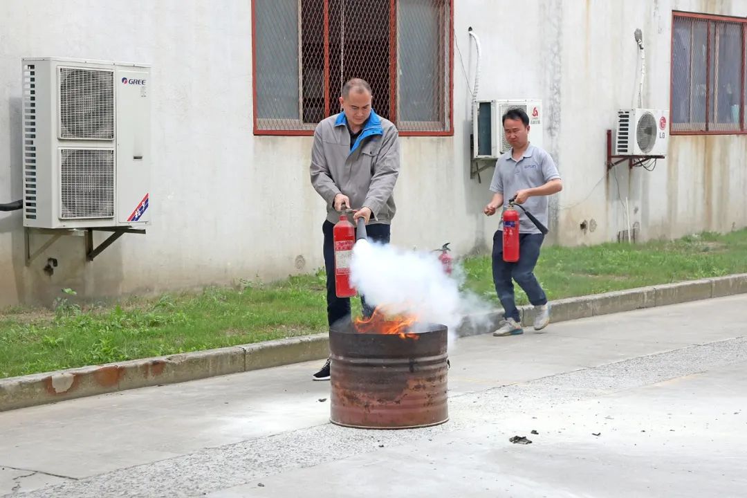 02aba133d52d6e687abc8d7a6e2326aa.jpg